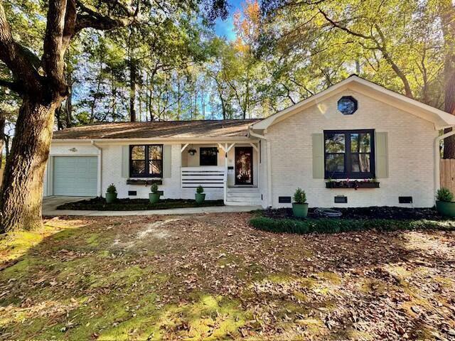 Property Photo:  100 Edenbridge Lane  SC 29485 
