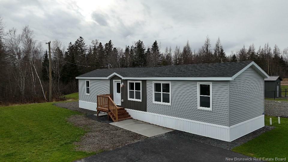 Property Photo:  13 Luanne Drive  NB E3B 9E5 