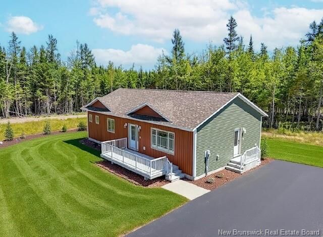 Property Photo:  27 Privacy Lane  NB E3B 1H4 