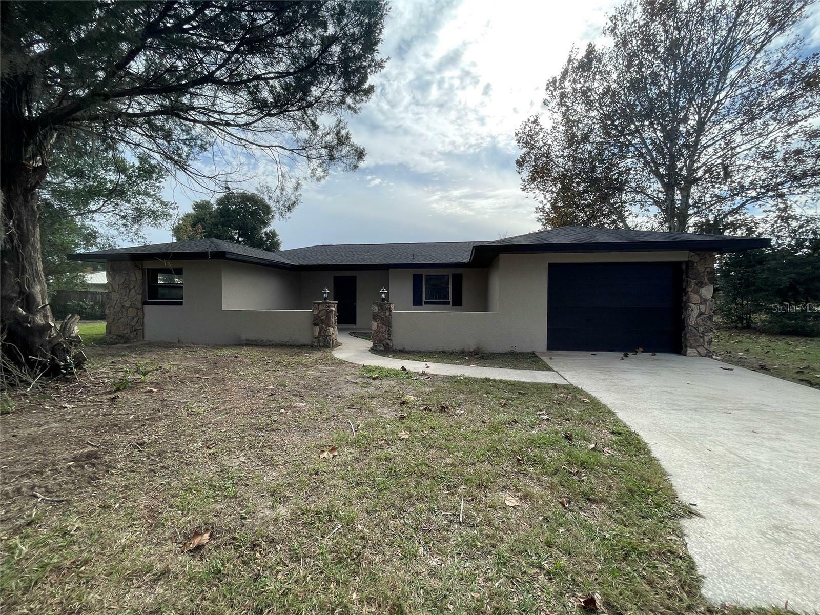 Property Photo:  7334 E Applewood Drive  FL 34450 