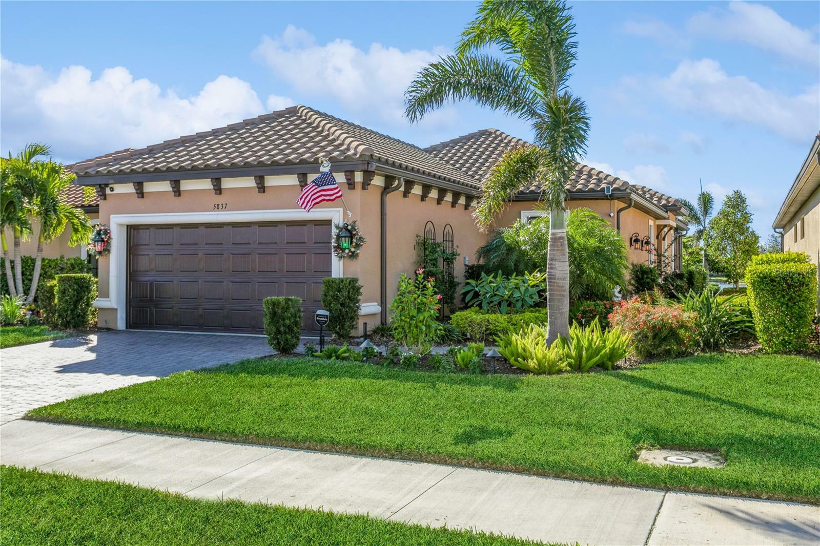 Property Photo: 5837 Semolino Street FL 34275