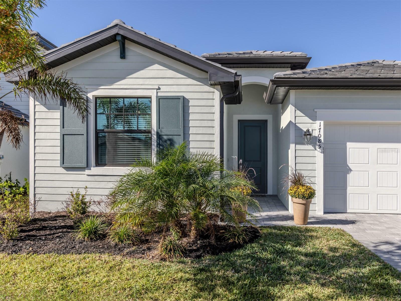 Property Photo:  17085 Luminous Avenue  FL 34293 