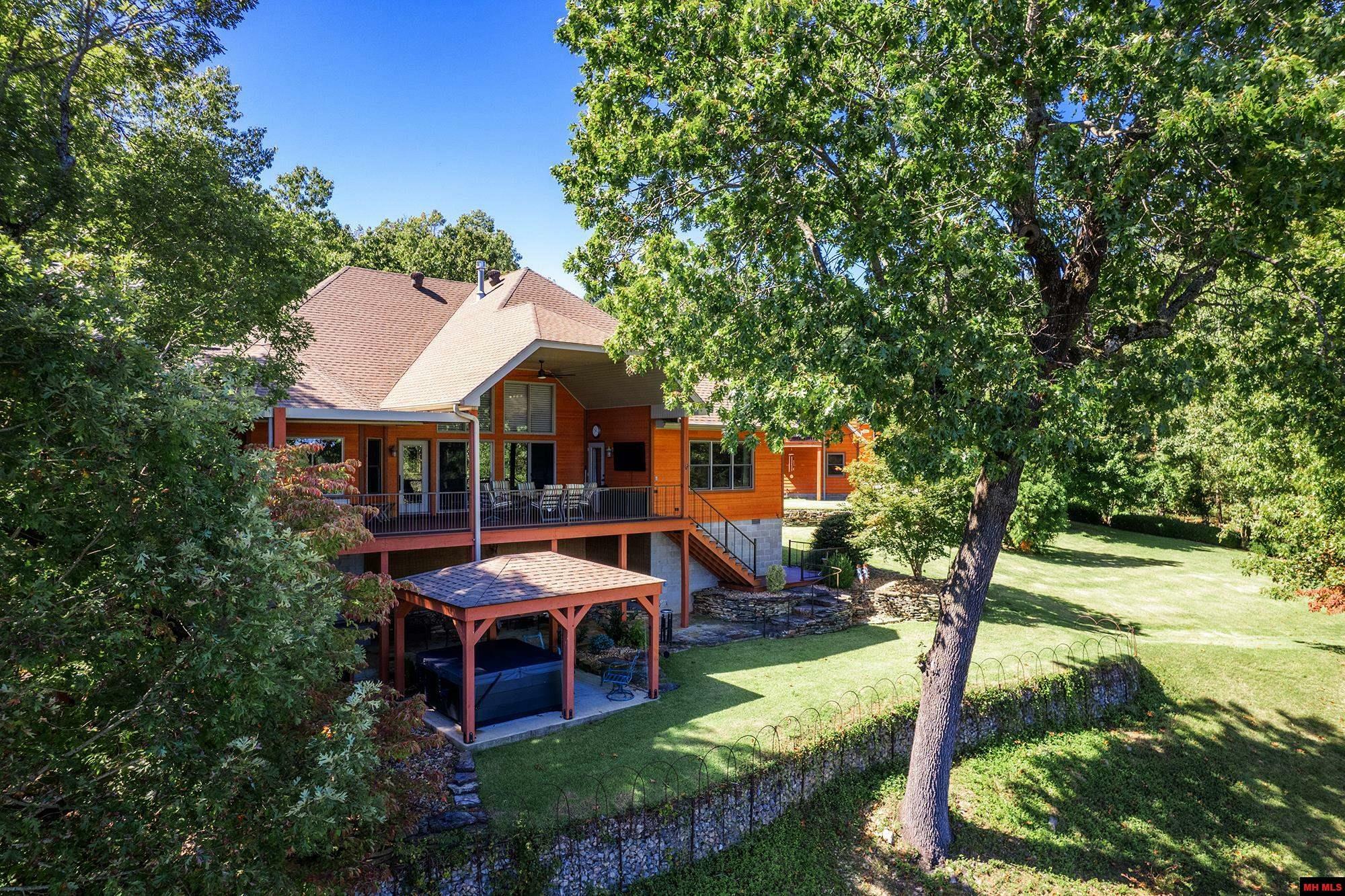 Property Photo:  1447 Lake Point Drive  AR 72519 