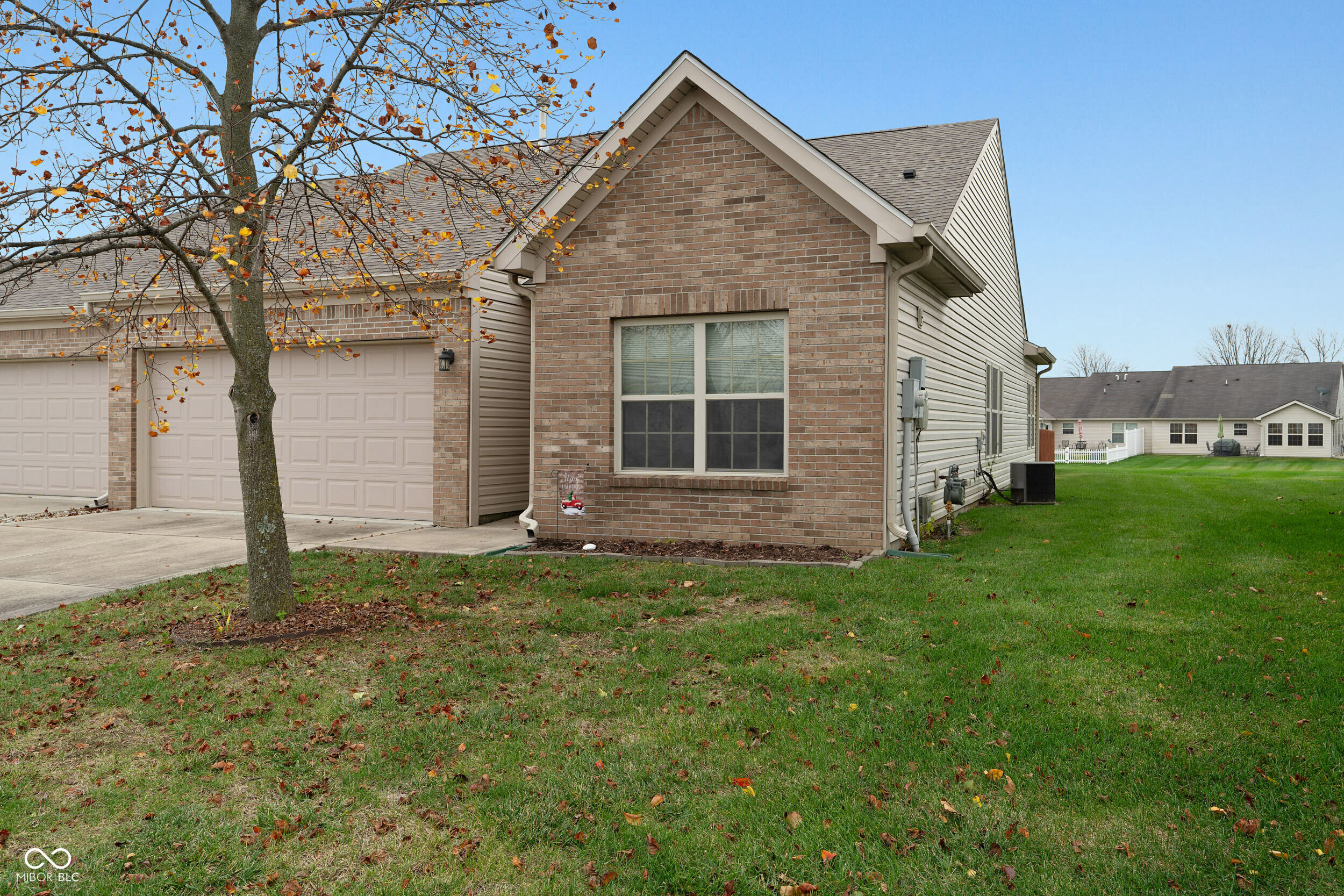 10655 Swan Court  Indianapolis IN 46231 photo