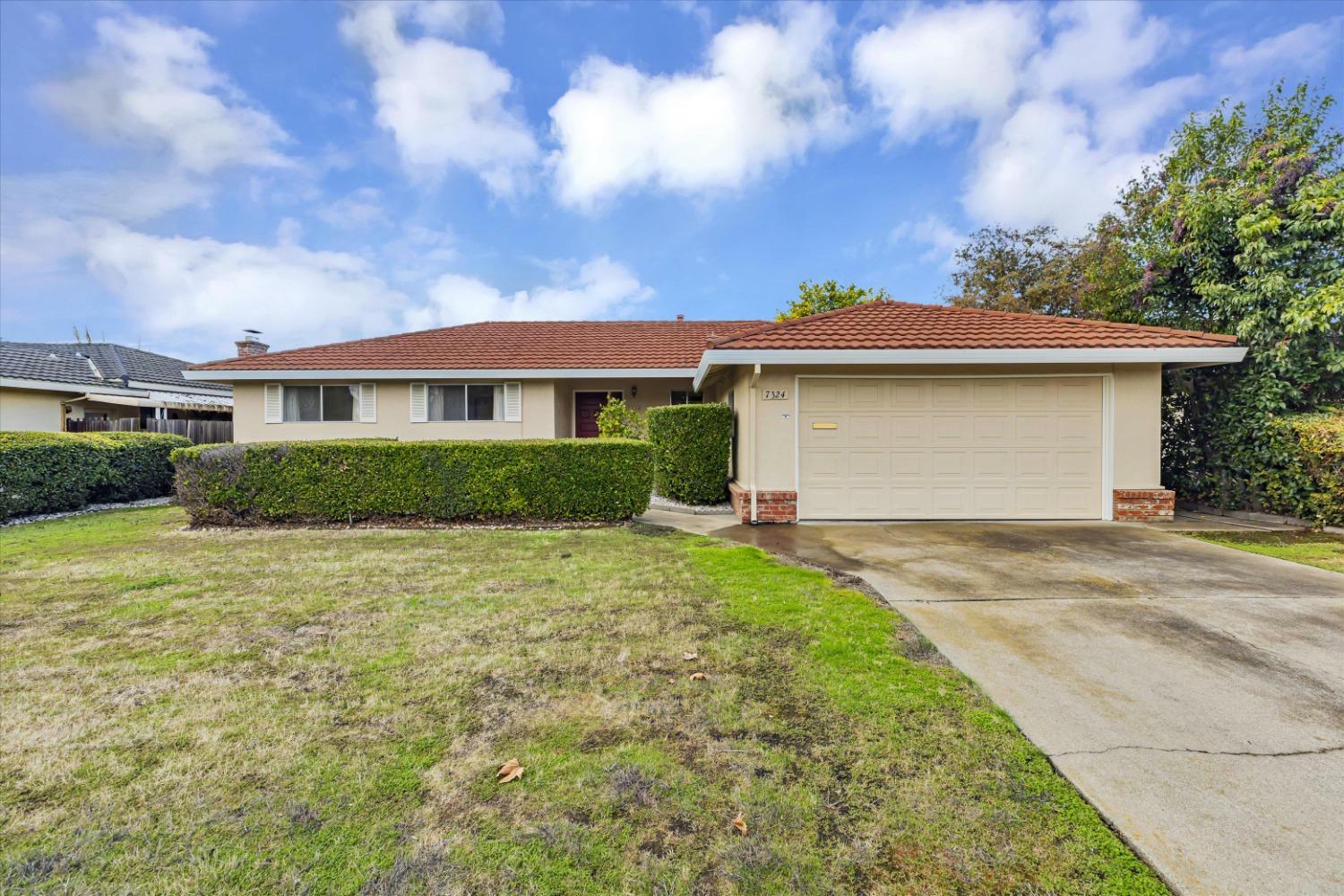 Property Photo:  7324 Barr Way  CA 95831 