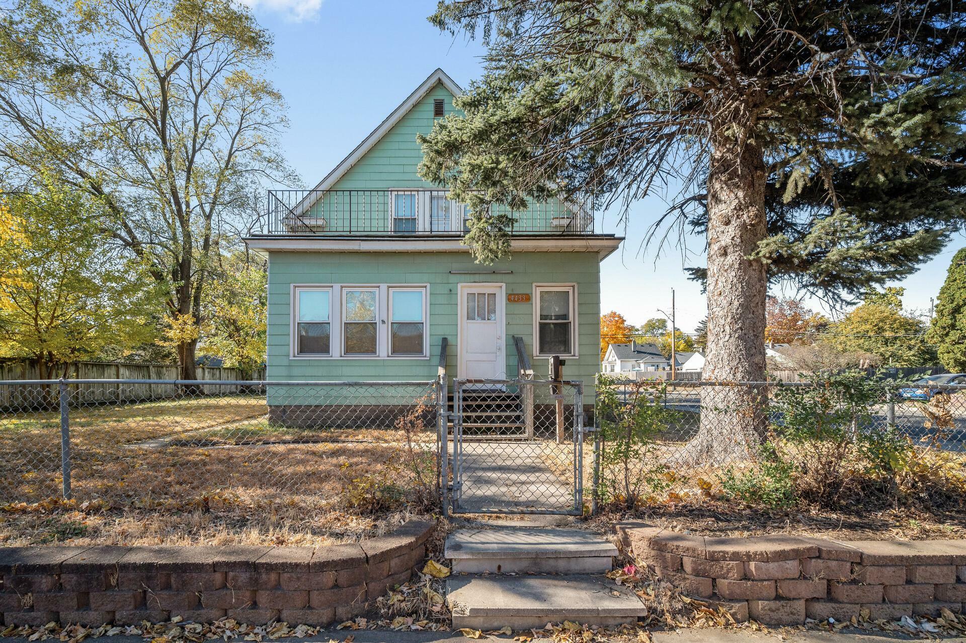 Property Photo:  4433 Aldrich Avenue N  MN 55412 