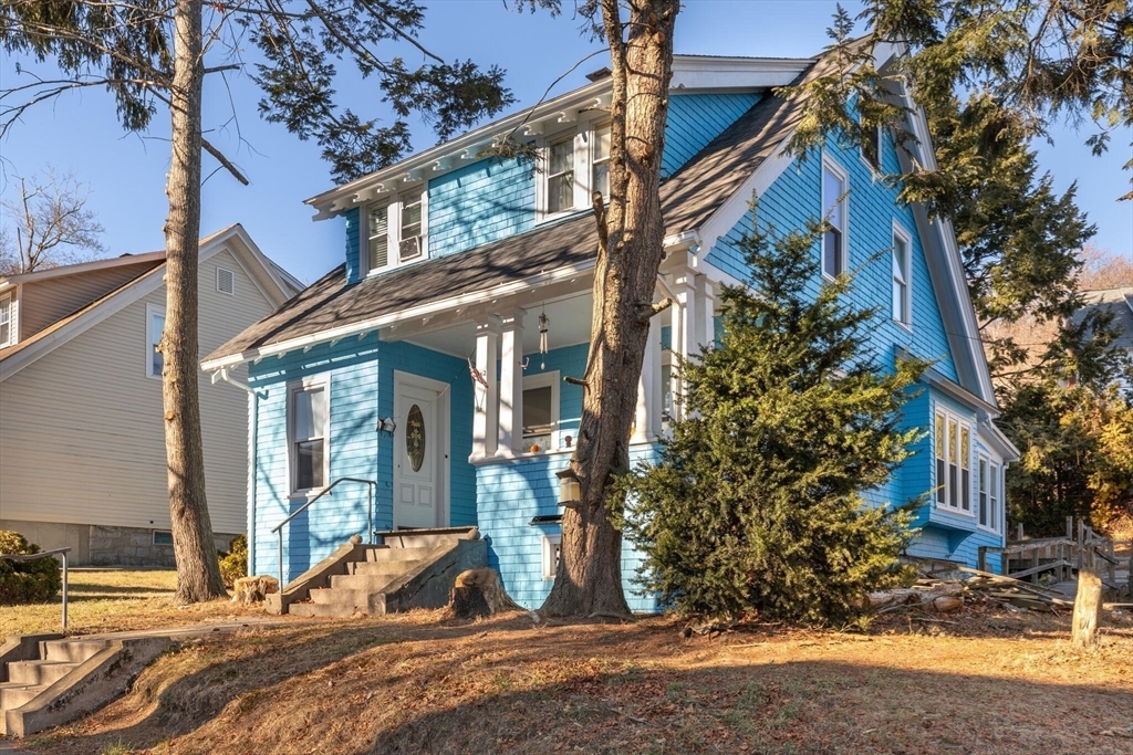 Property Photo: 132 Institute Rd MA 01602