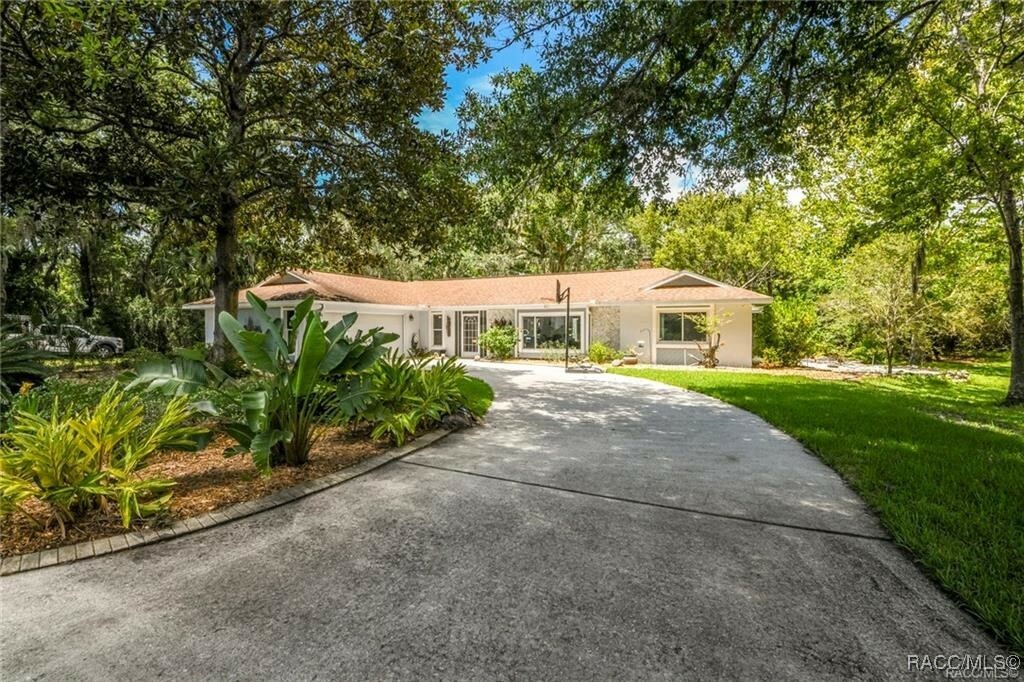 Property Photo:  11815 W Waterway Drive  FL 34448 