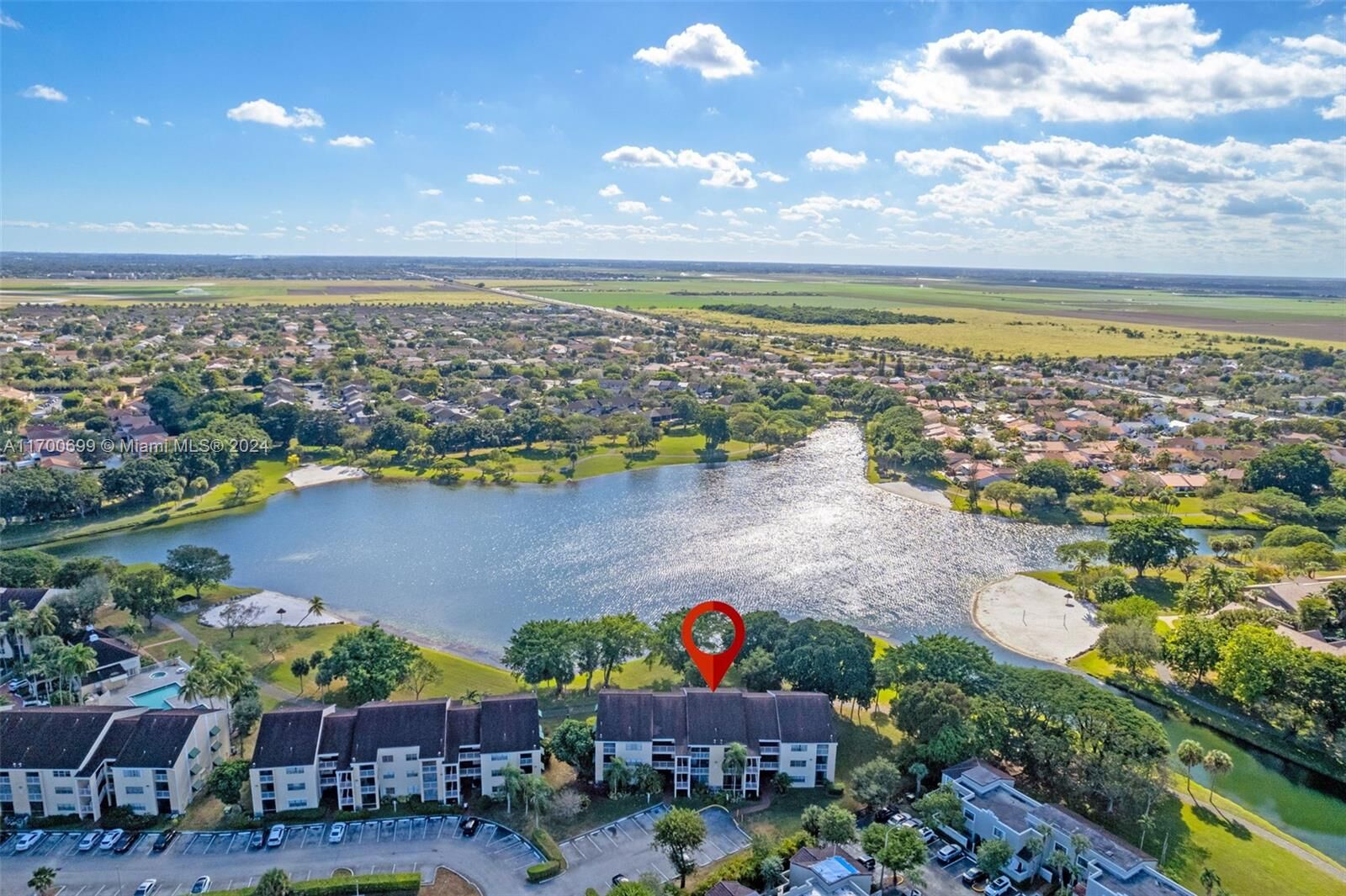 Property Photo:  15340 SW 106th Ter 822  FL 33196 