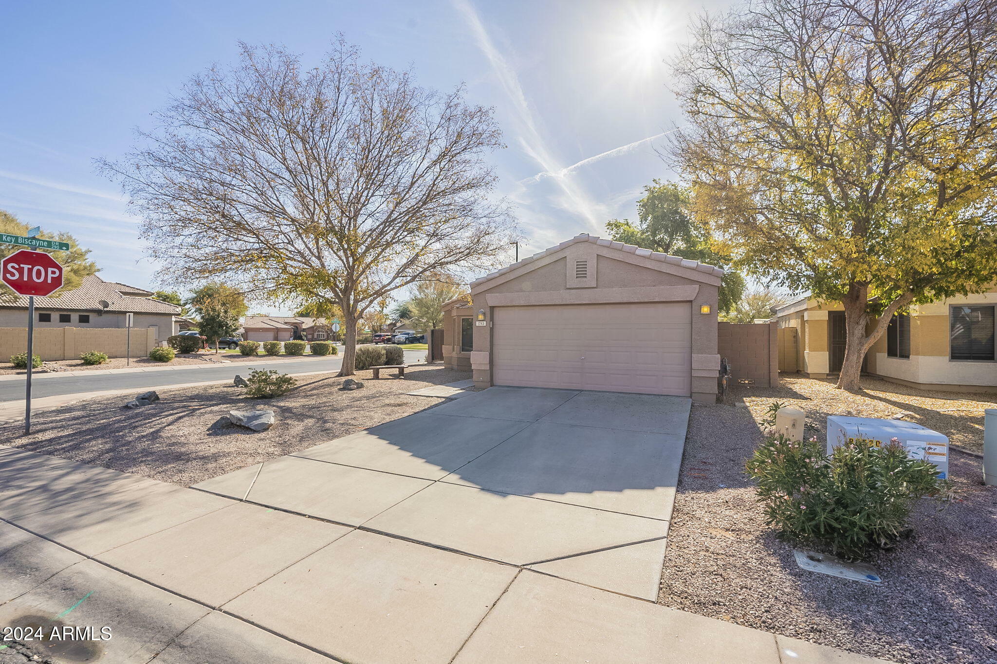 Property Photo: 1743 E Amber Lane AZ 85296