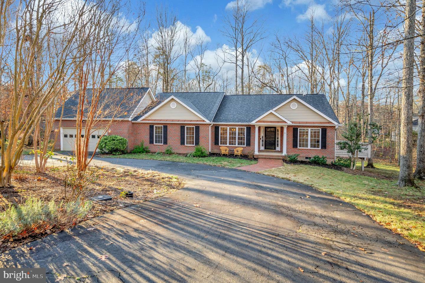 Property Photo:  412 Happy Creek Road  VA 22508 