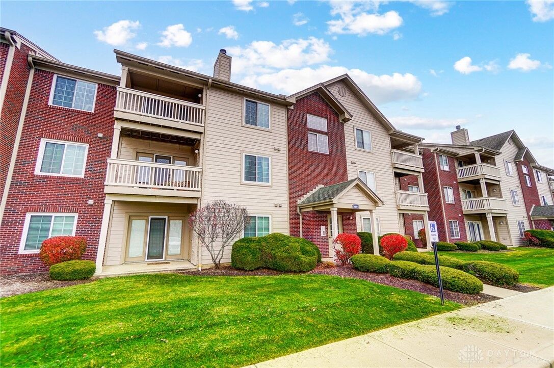 Property Photo: 1901 Waterstone Boulevard 208 OH 45342