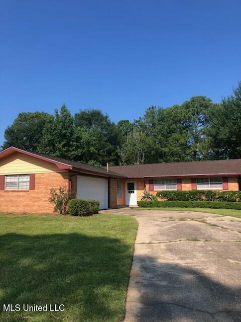Property Photo: 7 Wingate Drive MS 39503