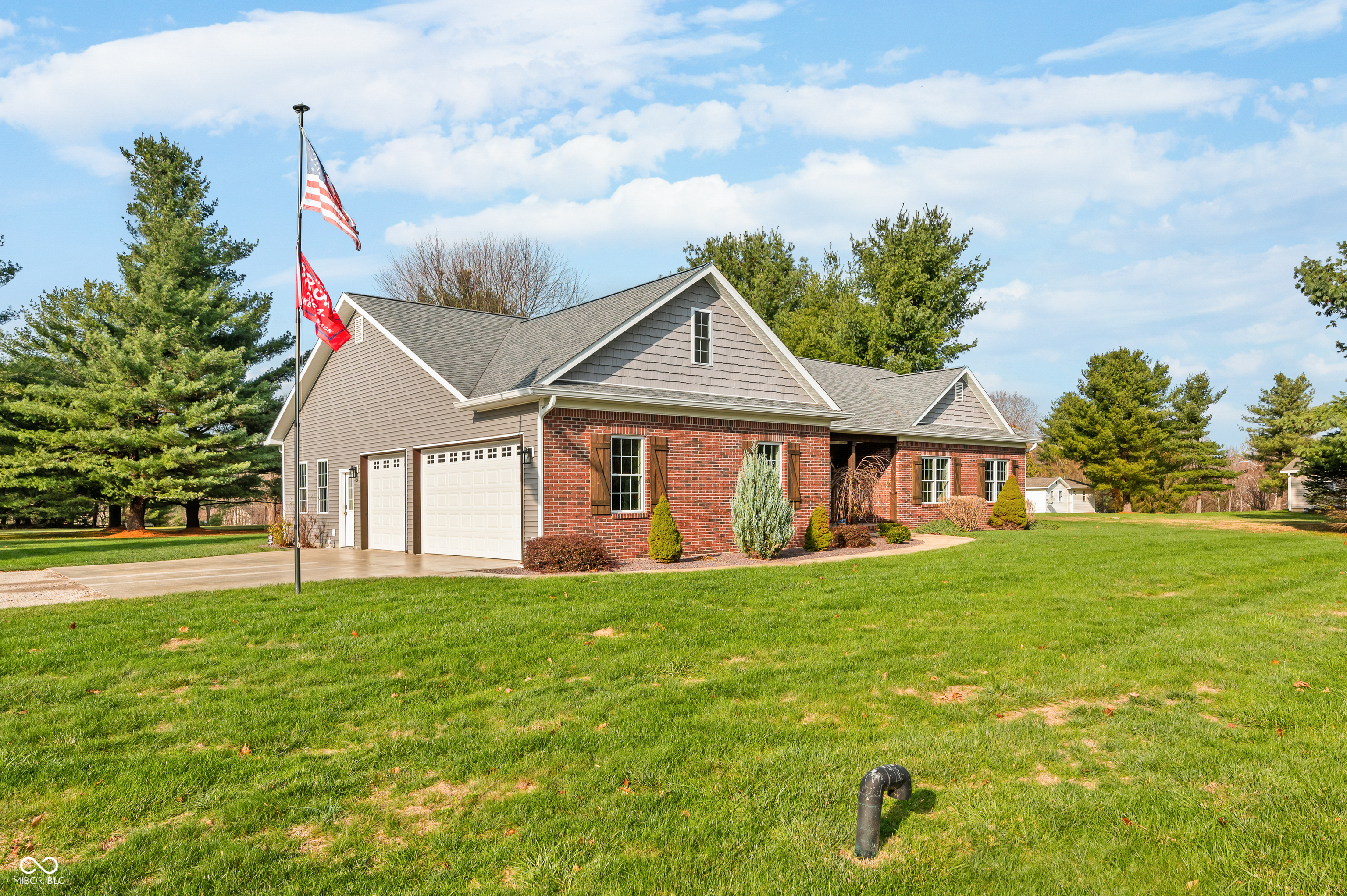 Property Photo:  6437 E Wellston Drive  IN 47408 