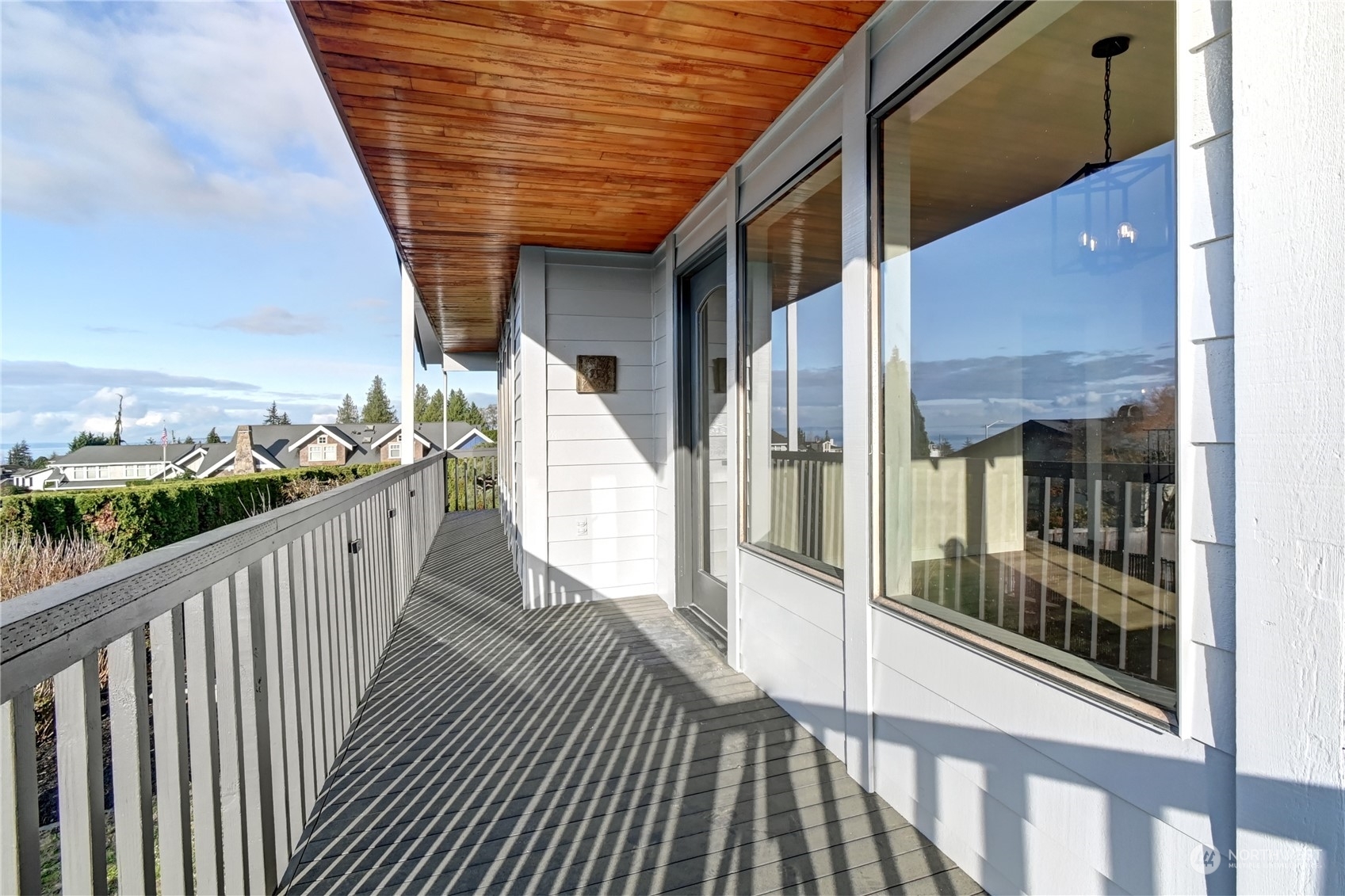 Property Photo: 1008 C Avenue S WA 98020
