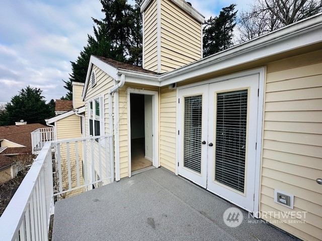 Property Photo:  2610 118th Avenue SE 5-302  WA 98005 