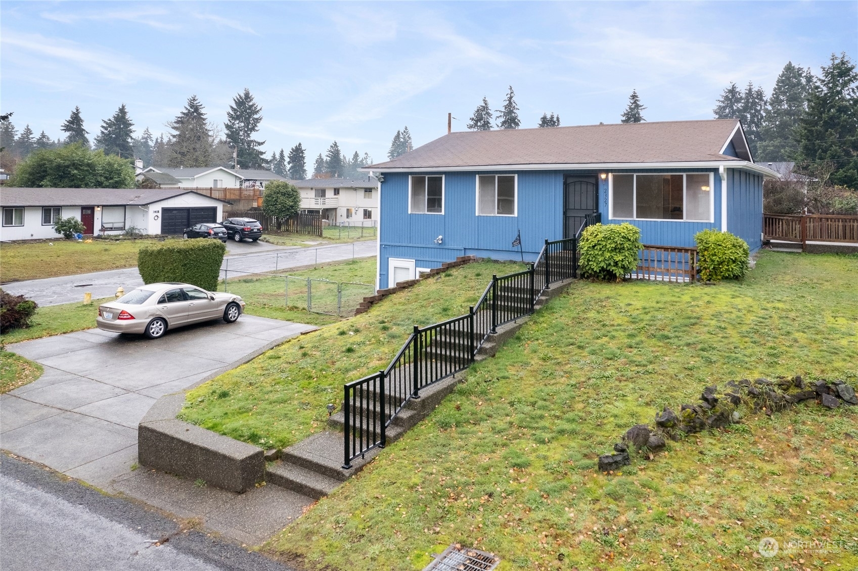 Property Photo:  2327  Oak Drive  WA 98388 