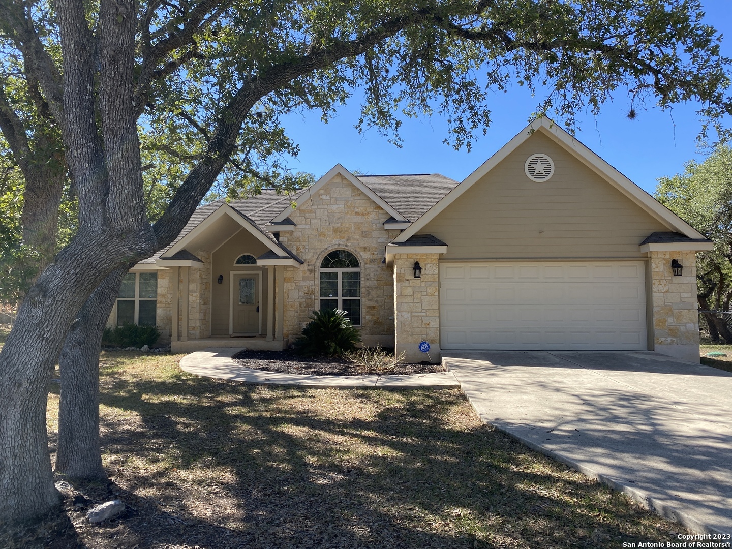 Property Photo:  1064 Cypress Pass Rd  TX 78070 