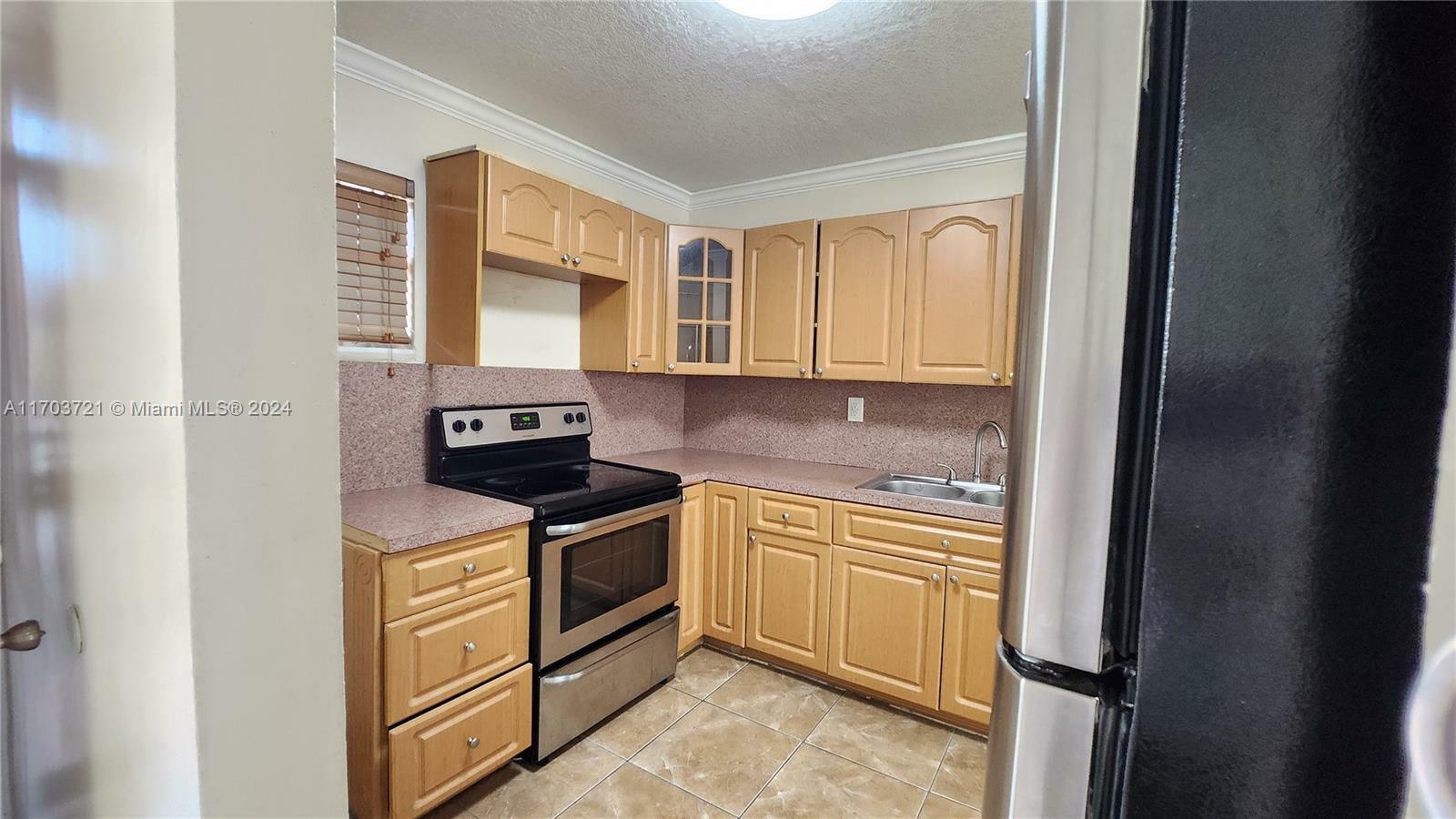 Property Photo:  1910 W 56th St 3225  FL 33012 