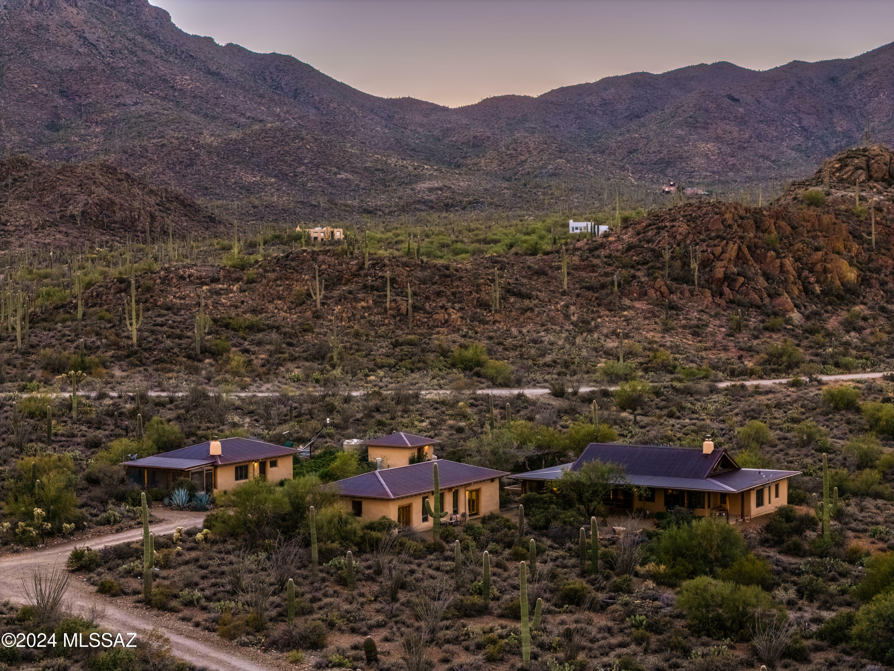 Property Photo:  6510 W Banded Gecko Way  AZ 85745 