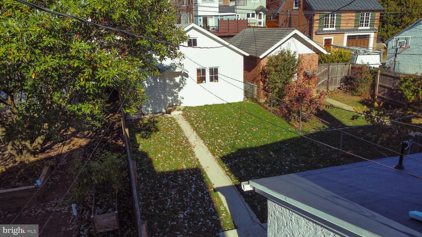 Property Photo:  337 Dean Street  PA 19382 