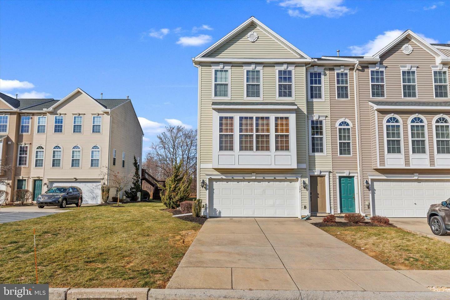 Property Photo:  207 Brook Meadow Drive  PA 17050 