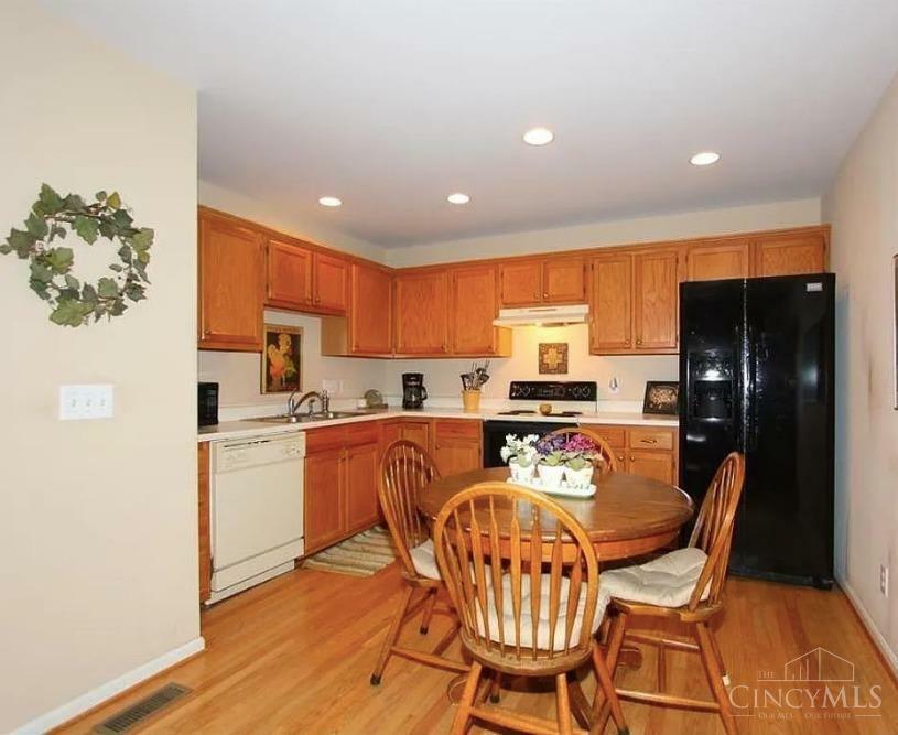 Property Photo:  8442 Cottonwood Drive  OH 45231 