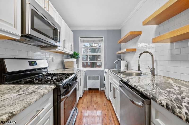 Property Photo:  44 W Roselle Ave D  NJ 07204 