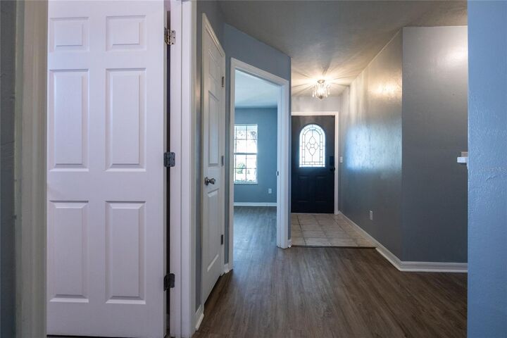 Property Photo: 6303 NW 109th Place FL 32615