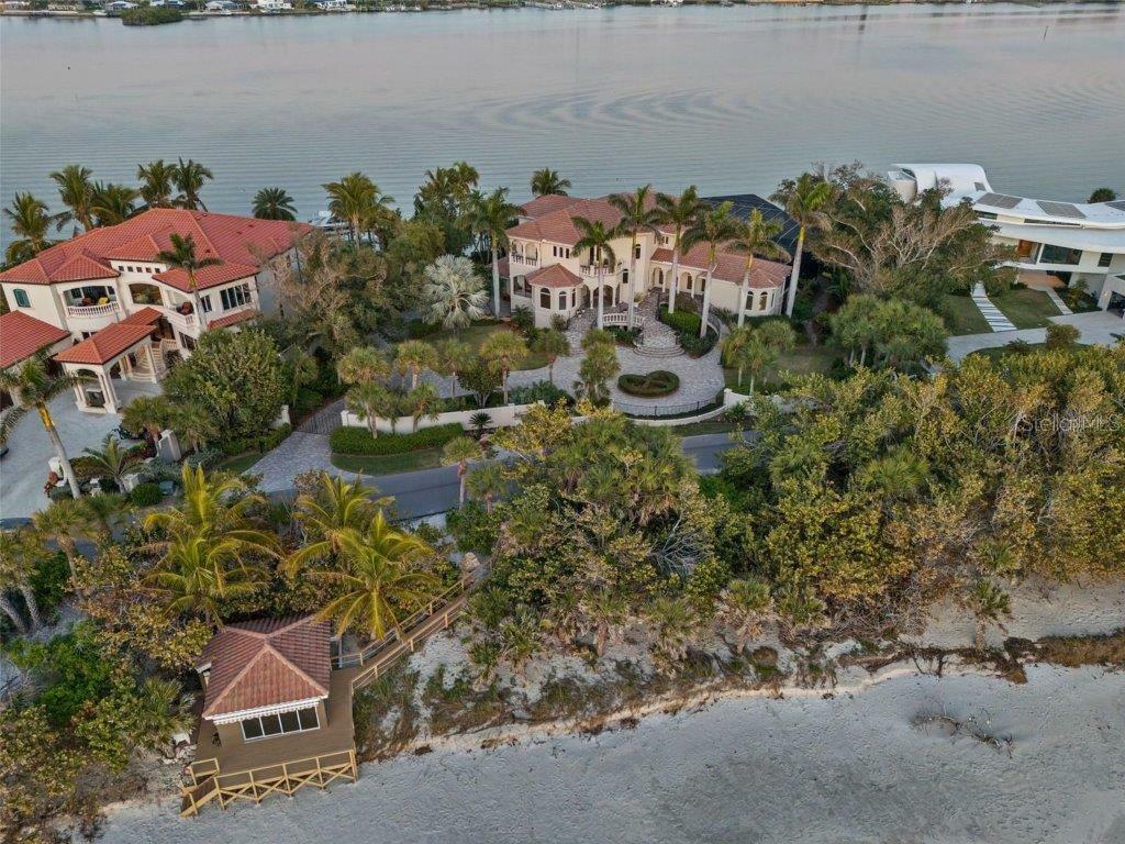 Property Photo:  1776 Casey Key Road  FL 34275 