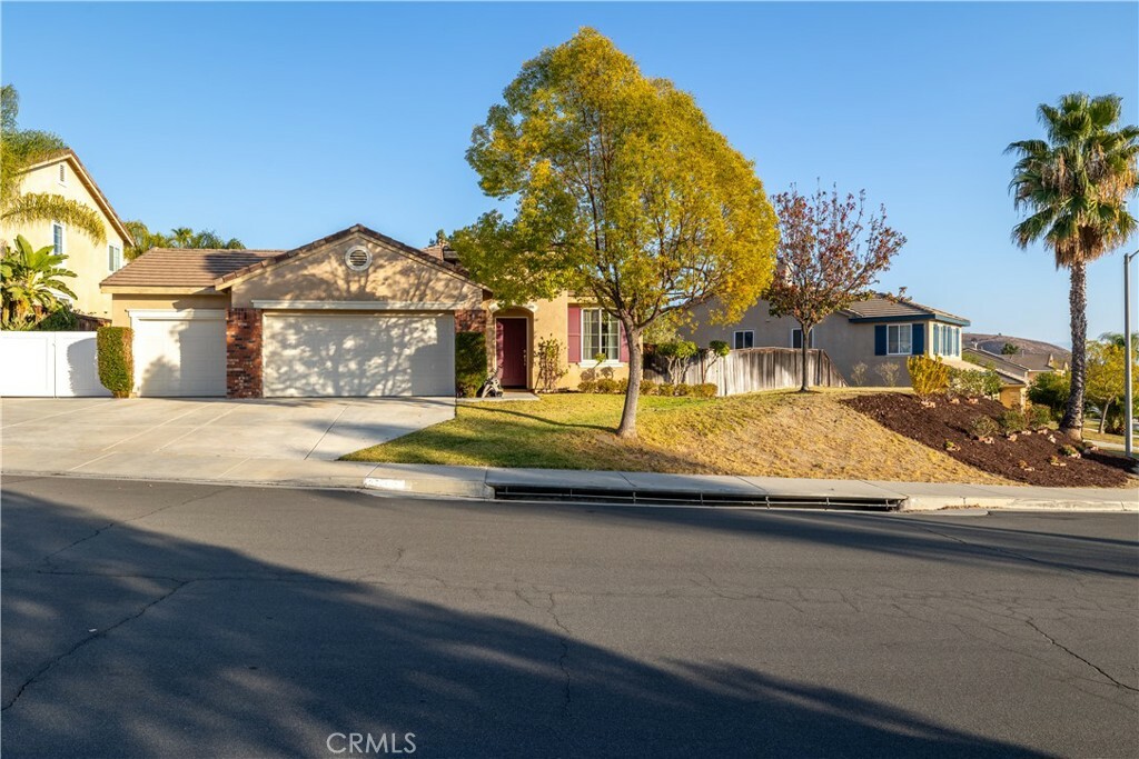 Property Photo:  27560 Mangrove Street  CA 92563 