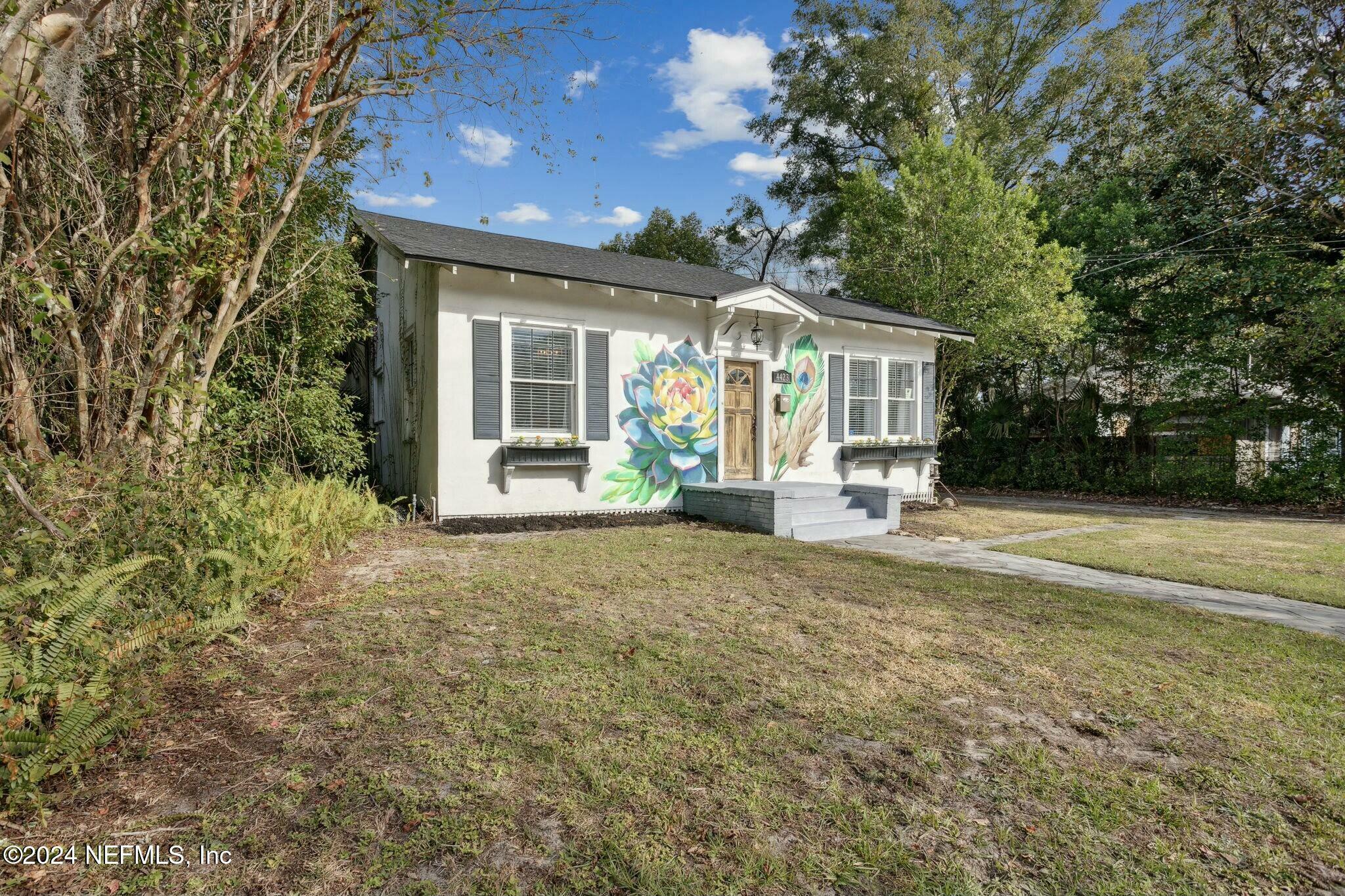 Property Photo:  4423 St Johns Avenue  FL 32210 