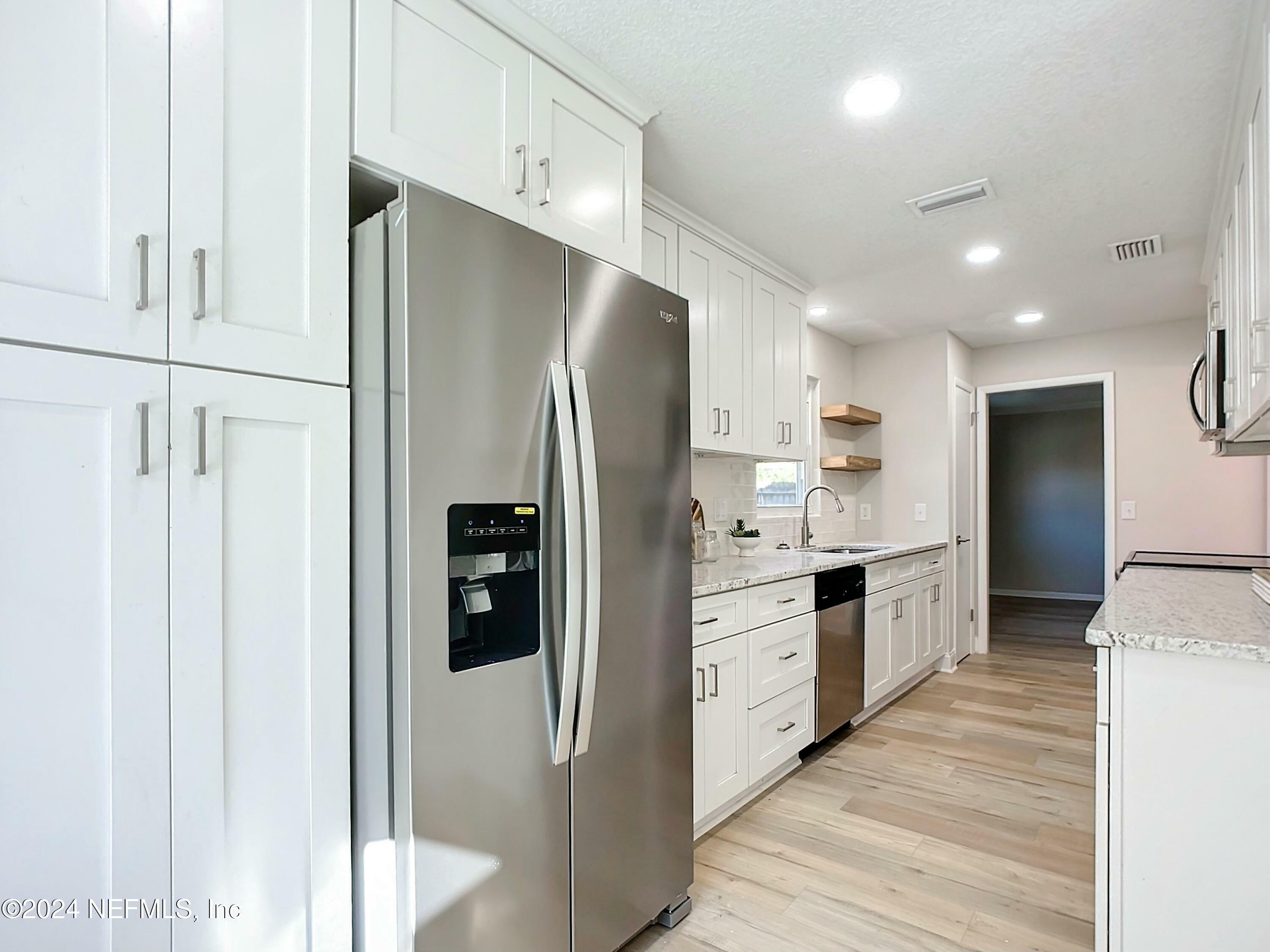 Property Photo:  6042 Shadow Oak Court  FL 32277 