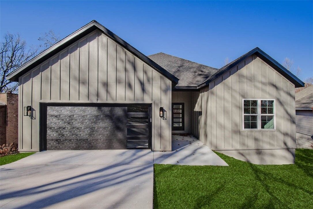 Property Photo:  3 Winchester Lane  AR 72715 