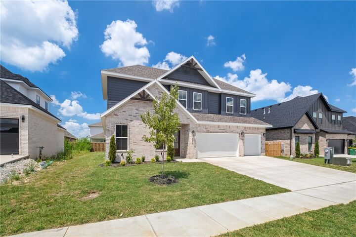 Property Photo: 490 Apollo Drive AR 72719