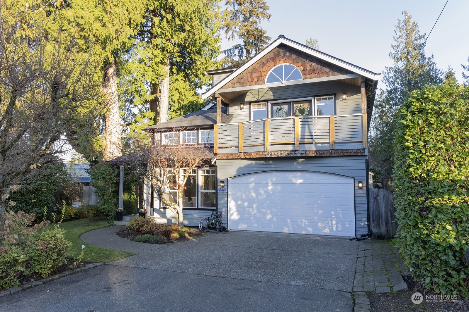 Property Photo:  8320  28th Avenue NE  WA 98115 