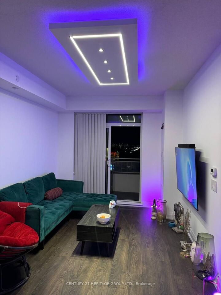 Photo de la propriété: 7890 Bathurst Street 705 ON L4J 0J8