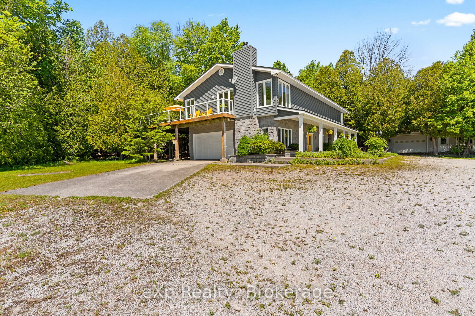 Property Photo:  900 Berford St  ON N0H 2T0 