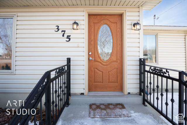 Property Photo: 375 W Main St W UT 84542