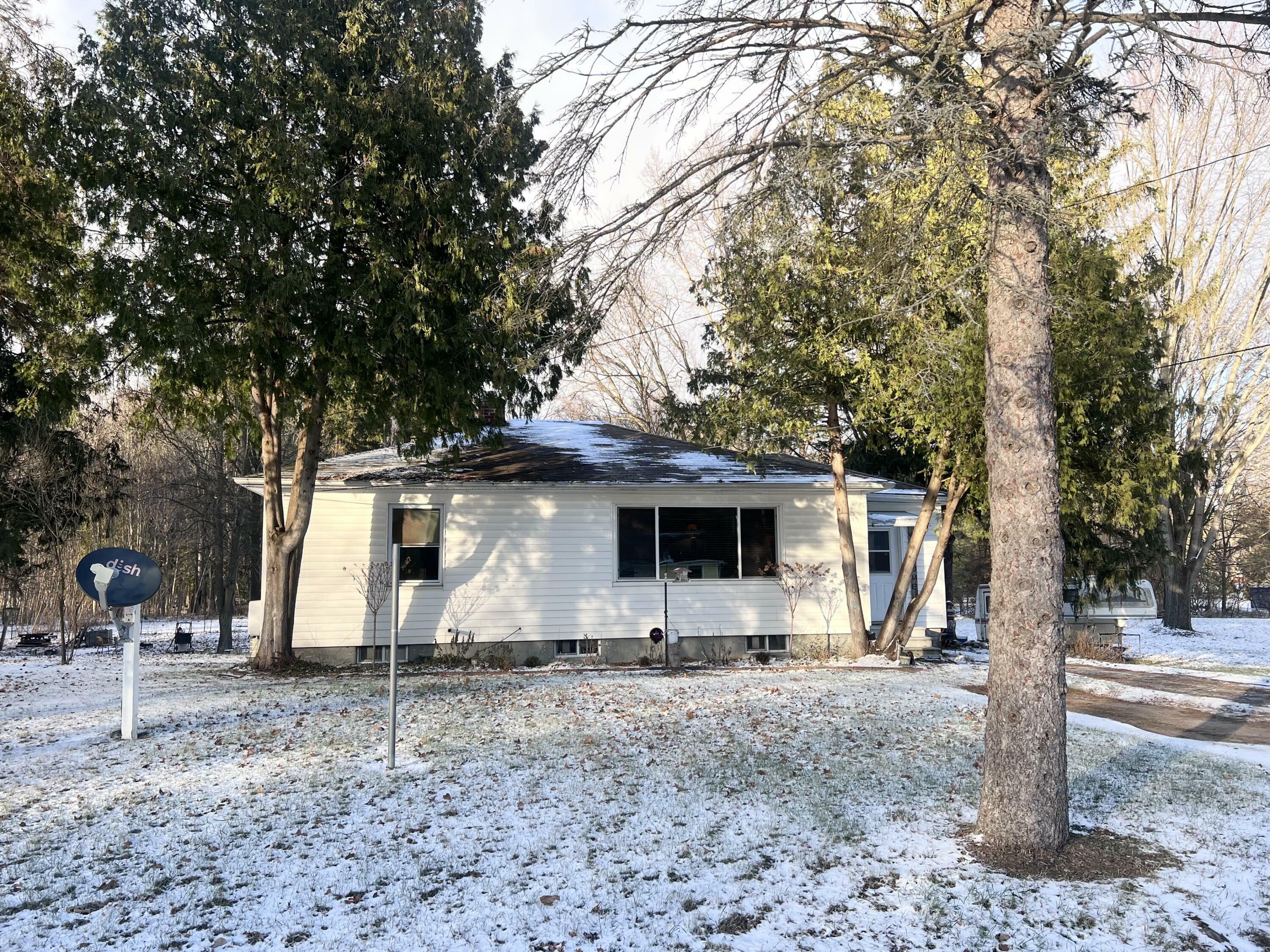 512 W North Street  St Charles MI 48655 photo