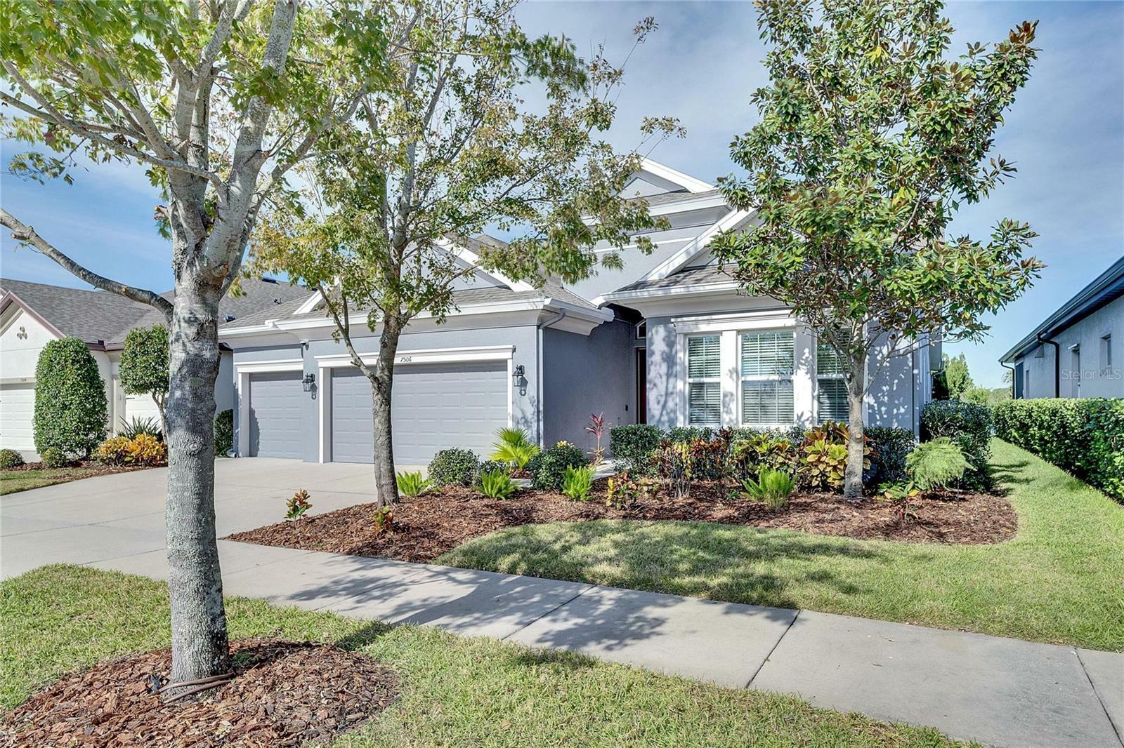 Property Photo:  7506 Parkshore Drive  FL 33572 