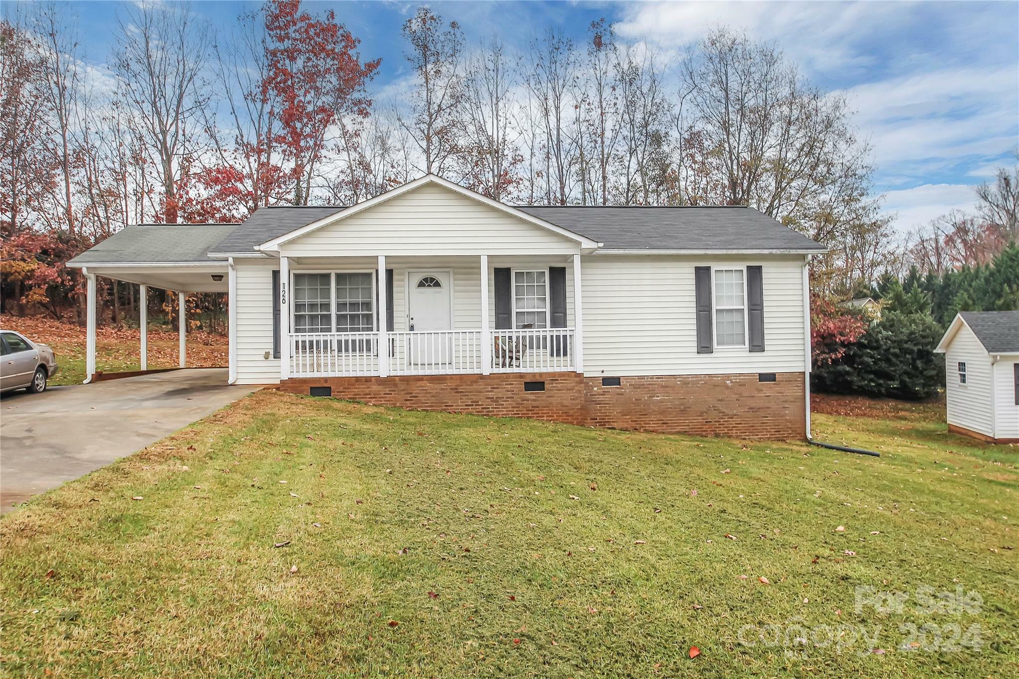 Property Photo:  126 Mill Creek Drive  NC 28086 