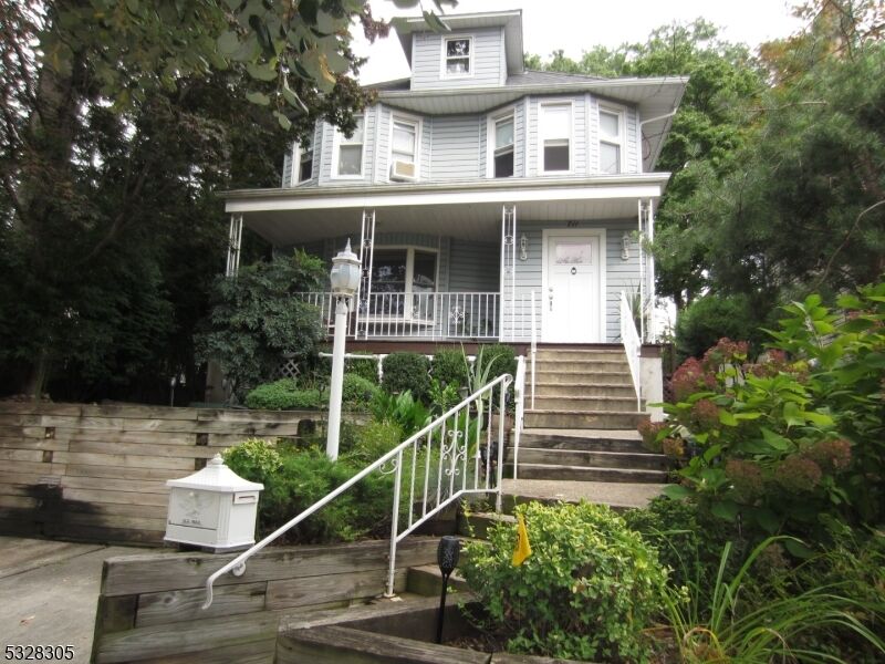 Property Photo:  711 Lincoln Ave  NJ 07660 