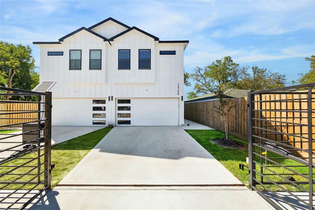 Property Photo:  3828 Noah Street B  TX 77021 