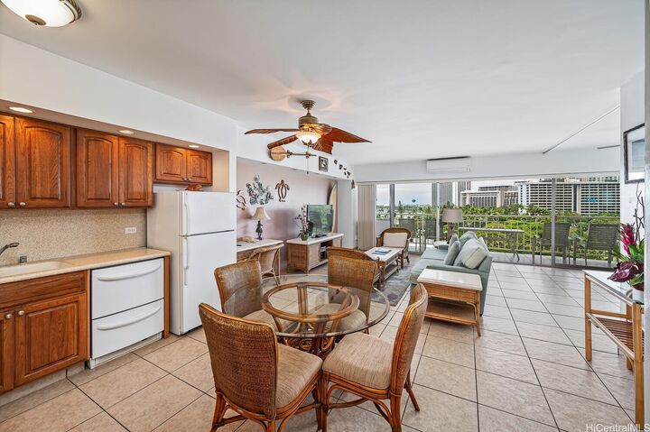 2161 Kalia Road 916  Honolulu HI 96815 photo