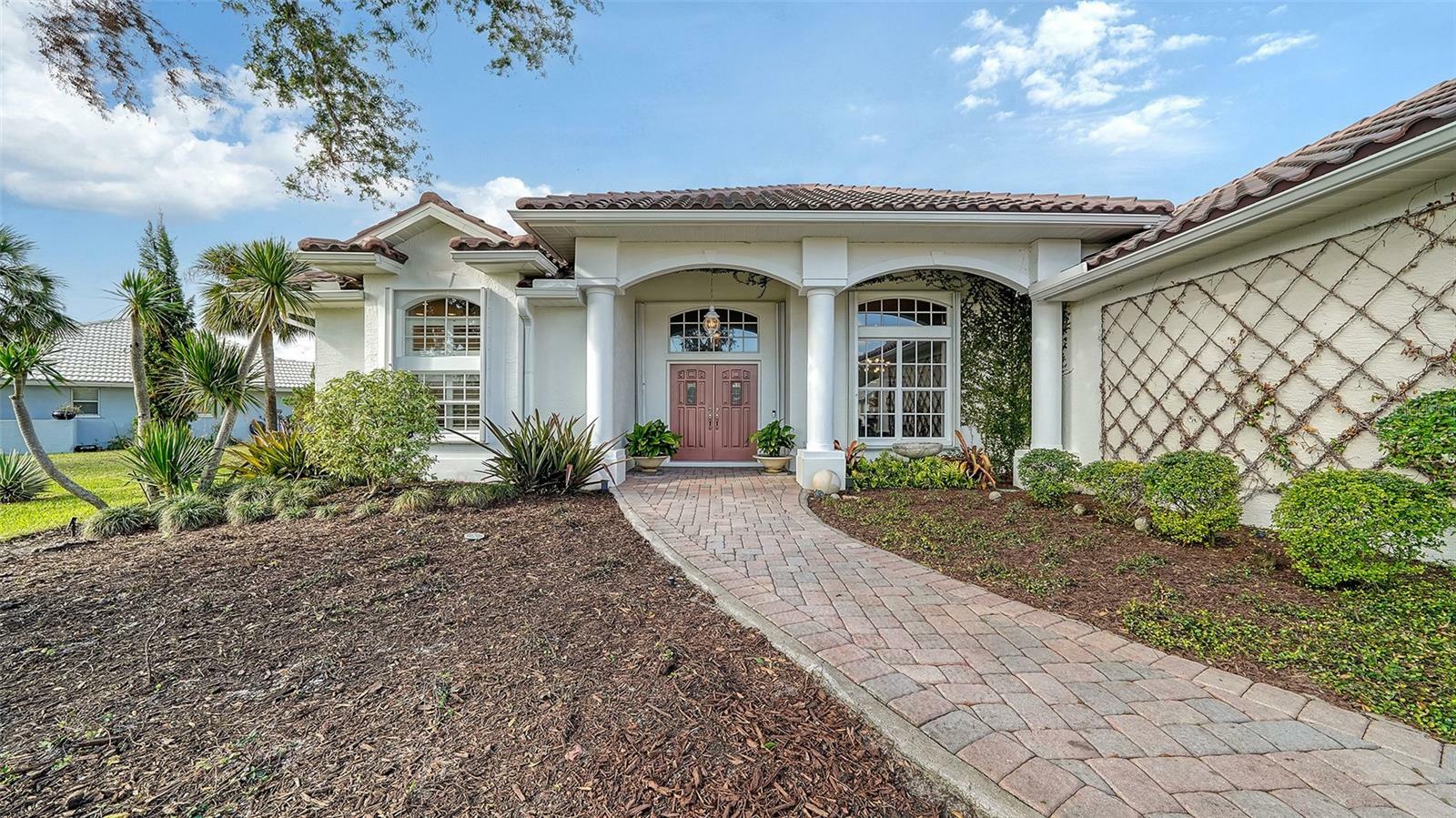 Property Photo:  505 Pennyroyal Place  FL 34293 