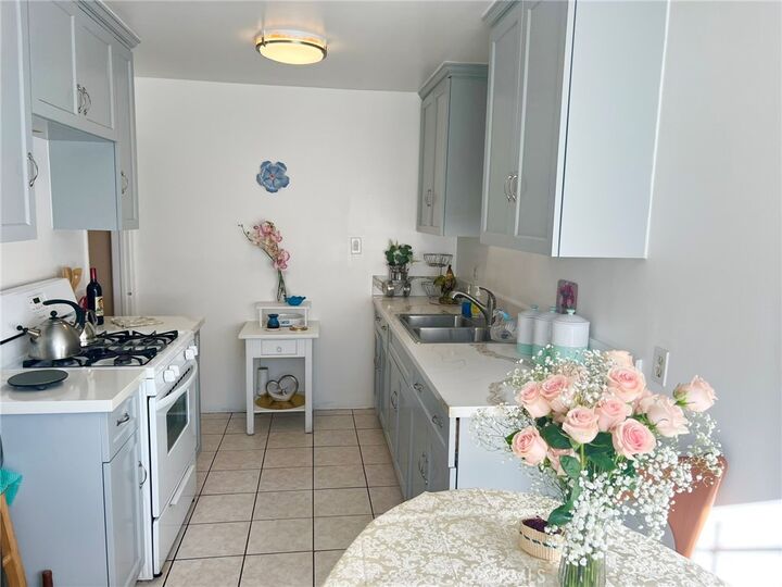 Property Photo:  11 Eastridge Lane  CA 90745 