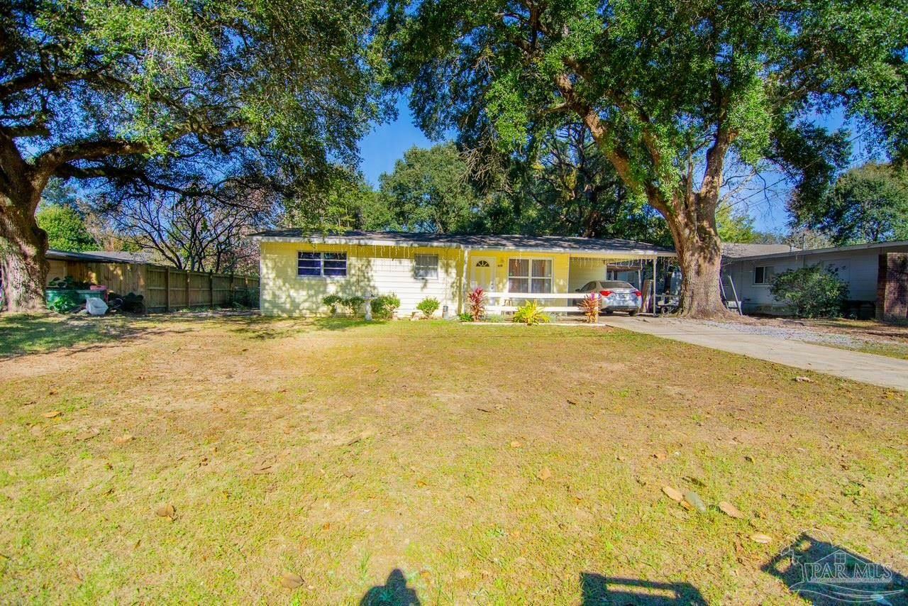 Property Photo:  910 Rock Creek Ave  FL 32505 