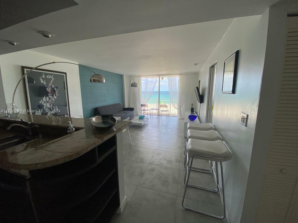 Property Photo:  345 Ocean Dr 616  FL 33139 