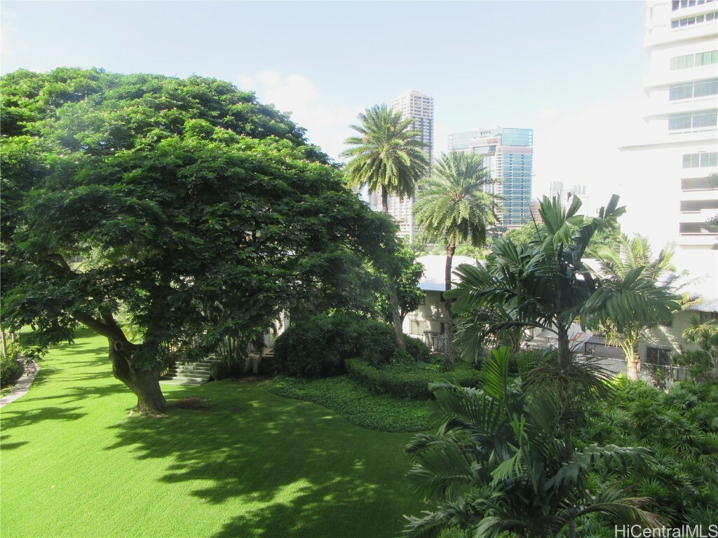 Property Photo:  2333 Kapiolani Boulevard 315  HI 96826 